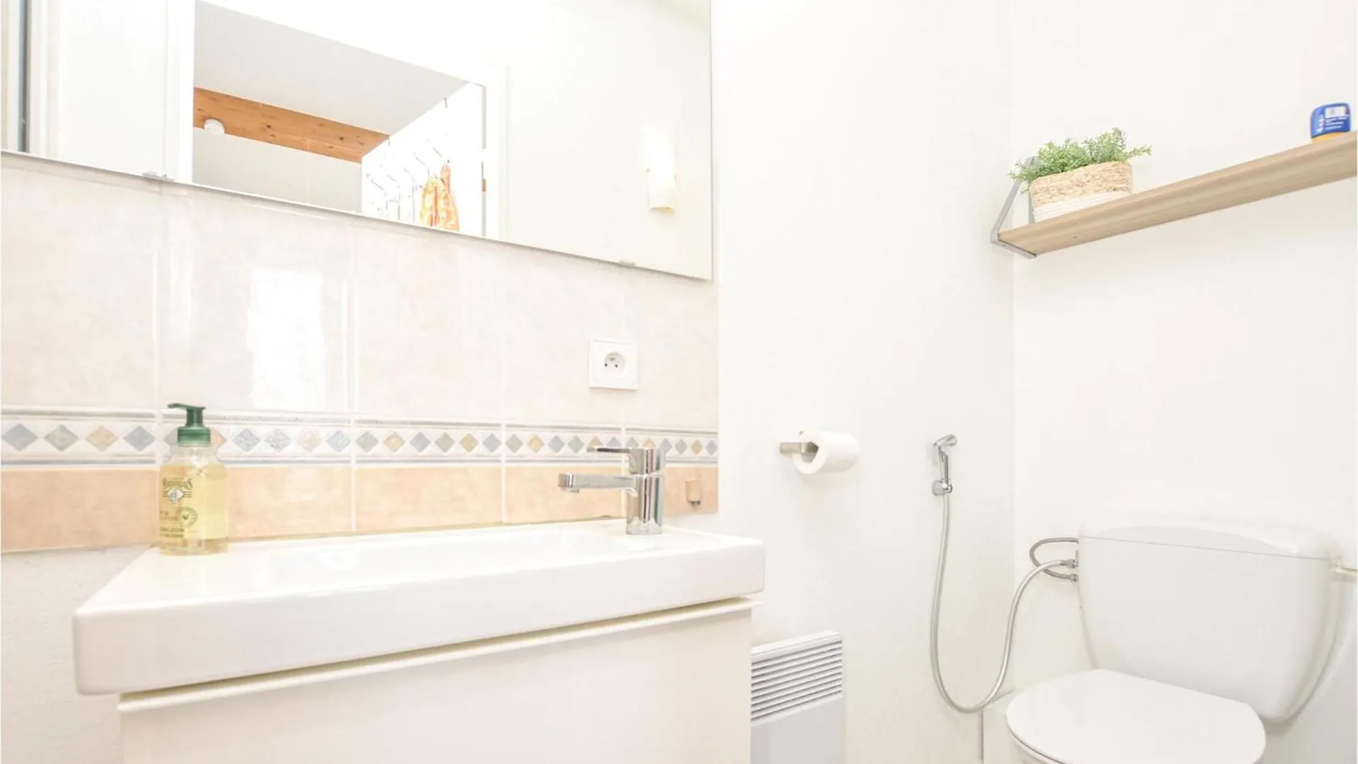 펜션 Nice Home In Les Issambres With Kitchen