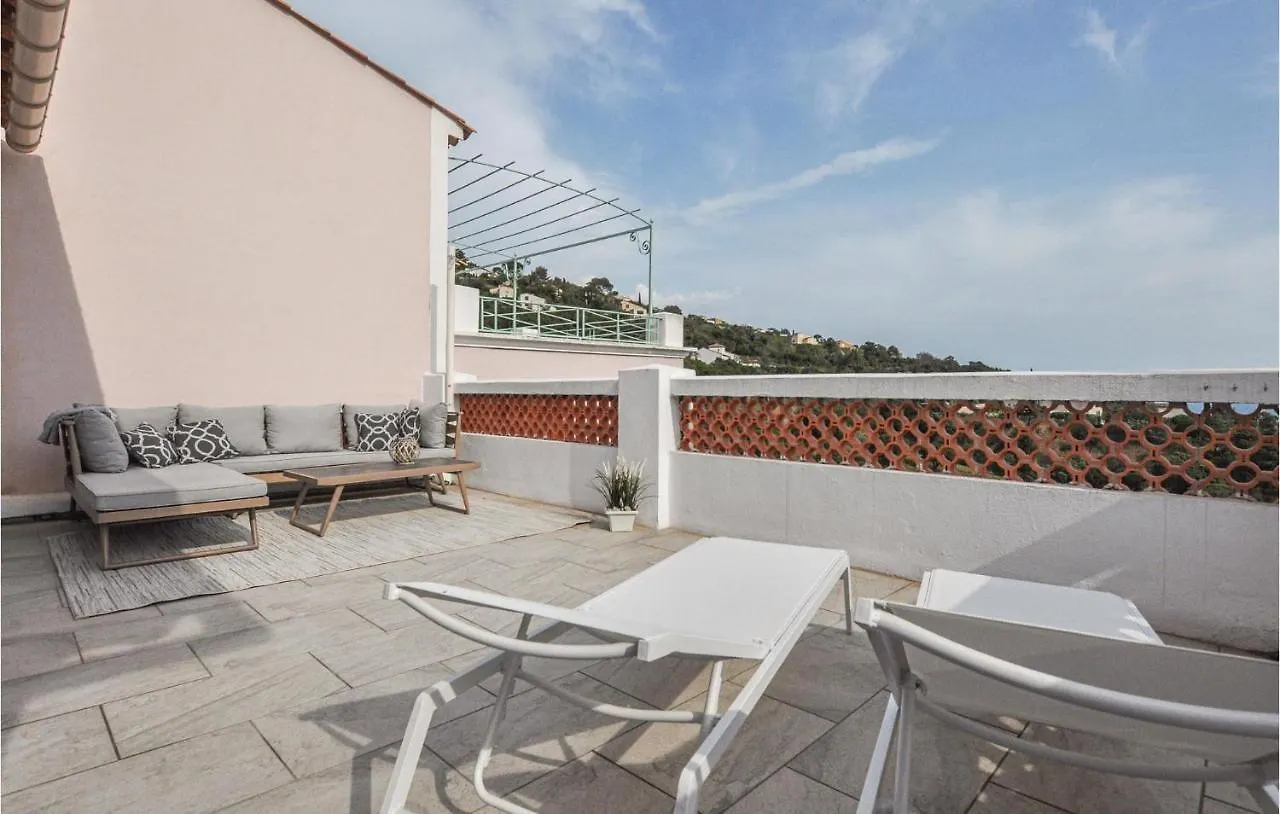 Nice Home In Les Issambres With Kitchen