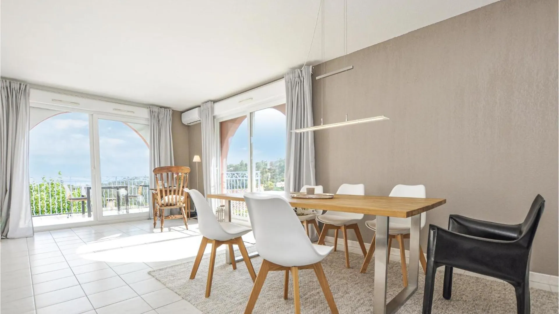 Nice Home In Les Issambres With Kitchen